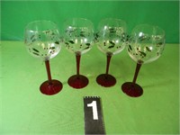4 Holiday Wine Glasses