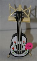DECORATIVE MUSIC STAND AND GUITAR S/P SET