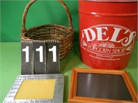 Picture Frames - Basket - Red Tin