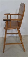 Wooden High Chair With Metal Slide For Tray Locks