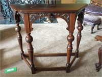 ANTIQUE ENTRY TABLE