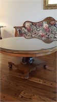 ANTIQUE ROUND WOOD COFFEE TABLE WITH GLASS TOP
