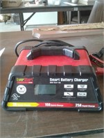 10 AMP QUICK CHARGE BATTERY CHARGER