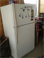 WHIRLPOOL ALMOND REFRIGERATOR