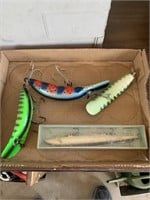 LARGE TROLLING LURES
