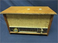 Zenith AM FM Tube Radio Model K731