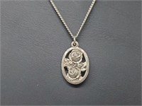 .925 Sterling Silver Religious Pendant & Chain