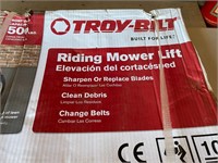 Troybilt riding lawnmower lift (New)