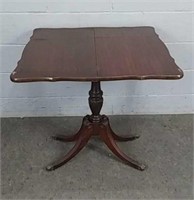 Folding Mahogany Game Table - Duncan Phyfe Legs