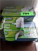 LOT 4 PACKS SWIFFER SWEEPS & PARTIAL PACK