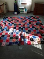 KNOTTY QUILT - SHOWS LOOSE EDGES