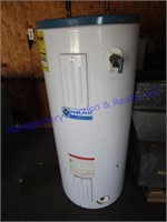 HOT WATER HEATER