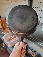 Cast Iron Wagner Ware #6 Fry Pan