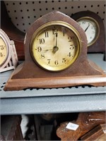 Seth Thomas Small Mantle Clock