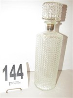 12" Tall Decanter with Top (R3)