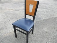 Bid x 4 : Nice Dining Chairs