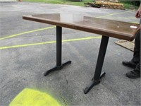 Nice Solid Wood Dining Table 48x30 w/ 1 Base leg