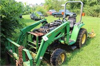 John Deere 4200 Tractor W/Pallet Fork Attachment