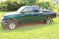 Toyota Tacoma (In Need Of Repair)