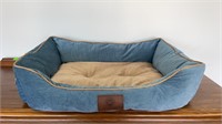 Medium dog bed (AKC), over the door towel hanger