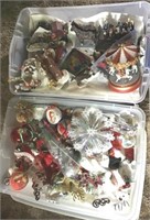 Ornaments, Christmas Village Accessories And