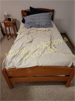 TWIN BED & BEDDING, PILLOWS