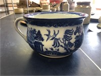 blue willow chamber pot