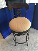 Metal Swiveling Bar Stool