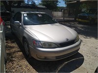 1998 Lexus ES 300 Base