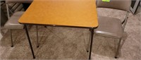 Card table w 4 folding chairs