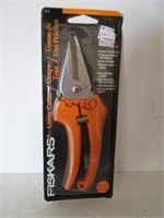 FISKARS UTILITY CUTTER