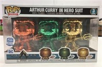 POP! Aquaman Arthur Curry in Hero Suit Figure Set