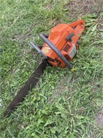 HUSQUAVARNA Chainsaw