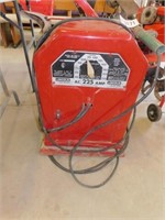 Lincoln Electric AC 225 AMP Welder- works good