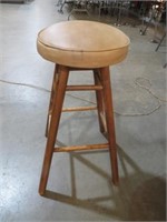 PADDED OAK BAR STOOL