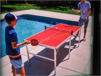 Portable table tennis game