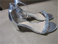 Jewel Badgley Mischka sparkly shoes