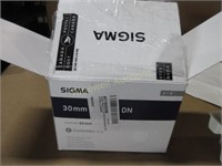 Sigma camera lens - 30MM