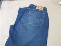 Levis red tab 541