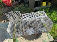 3 Hole Small Animal Trap