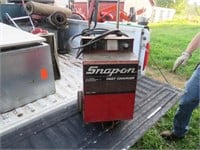 Snap-On Battery Charger (Not Used in 2 Years)