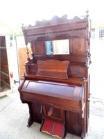 Restored Antique Pump Organ Works