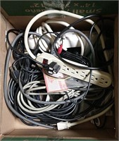 LOT OF ASSORTED EXTENSION CORDS