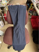 Men’s Dress Pants (Size 31S)