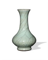 Chinese Ge Glazed Vase, Yongzheng
