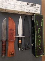 Fixed blade hunters in boxes