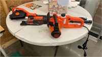 BLACK & DECKER CHAINSAW & POLE SAW