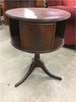 Round retro coffee table.  27.5” tall x 20” round