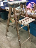 4 foot antique wooden ladder