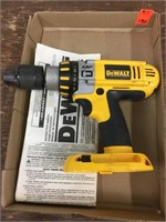 DeWalt drill, no battery